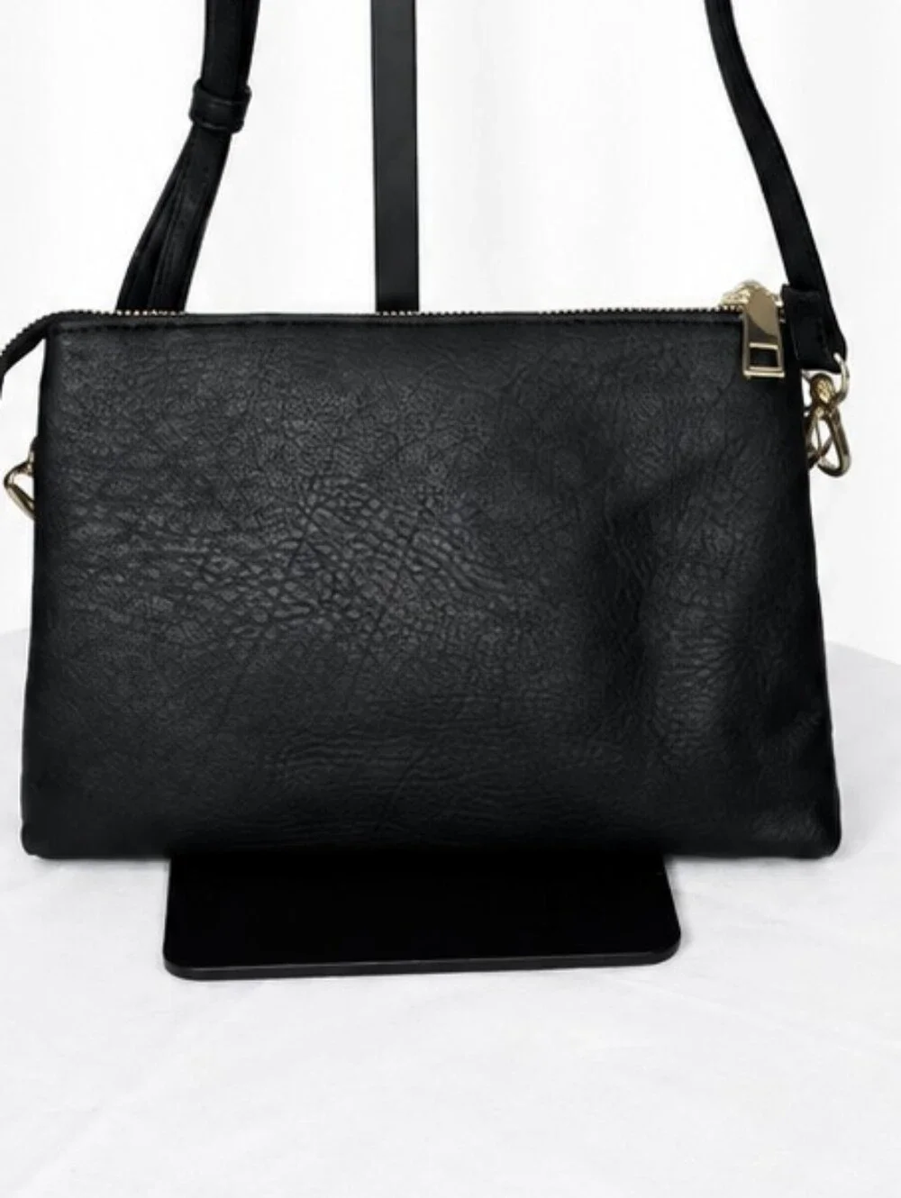 👜 Black Multi Compartment Crossbody Gold Zip Adjustable Strap Organizer Purse